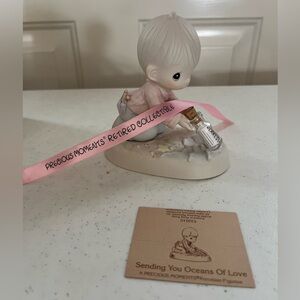 Retired Precious Moments Figurine - Sending You Oceans Of Love (1994)
